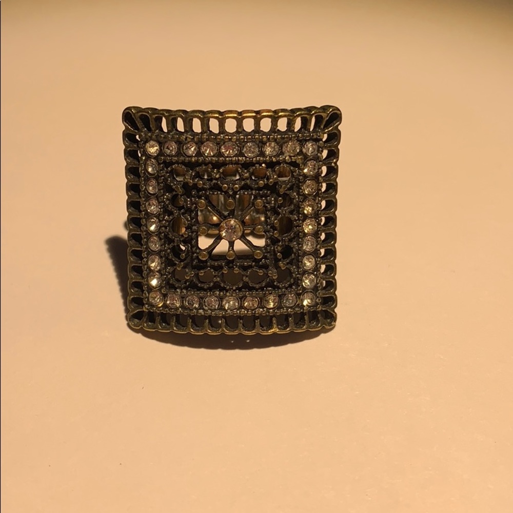 Square ring